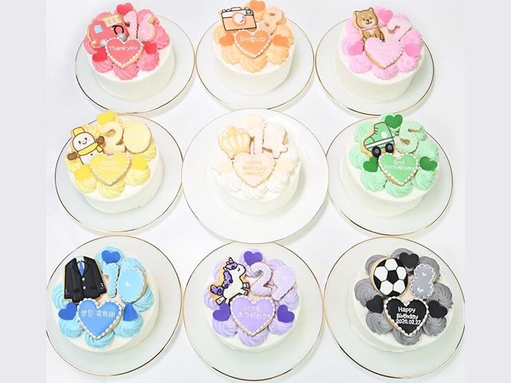 Cake.jpのお好きなキャラやイラストの手書きクッキー付 セミオーダーハートケーキ