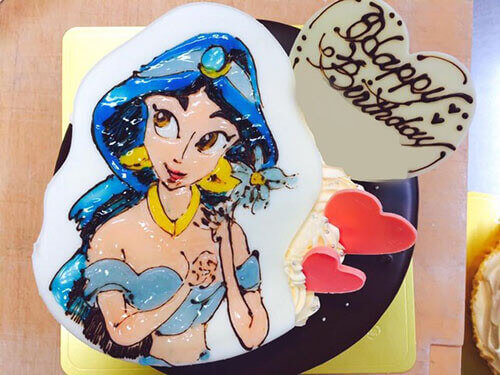 早川ベーカリーのイラストケーキ